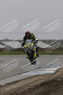 media/Nov-29-2025-TrackDaz (Sat) [[10ae2d9bce]]/C Group/Session 4 (Wheelie Bump)/